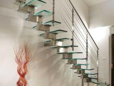 Дизайнер интерьера Людмила Майорова -- Современная лестница для современного дома